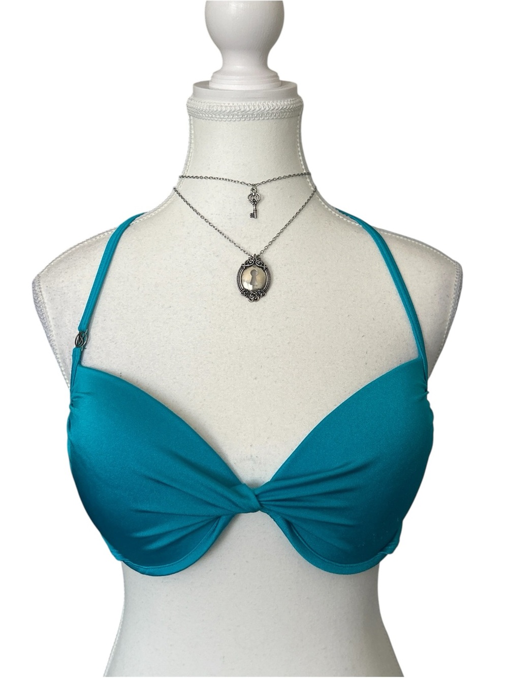 Y2K “Victoria’s Secret” Blue Scrunched Style Underwire Padded Bikini Top